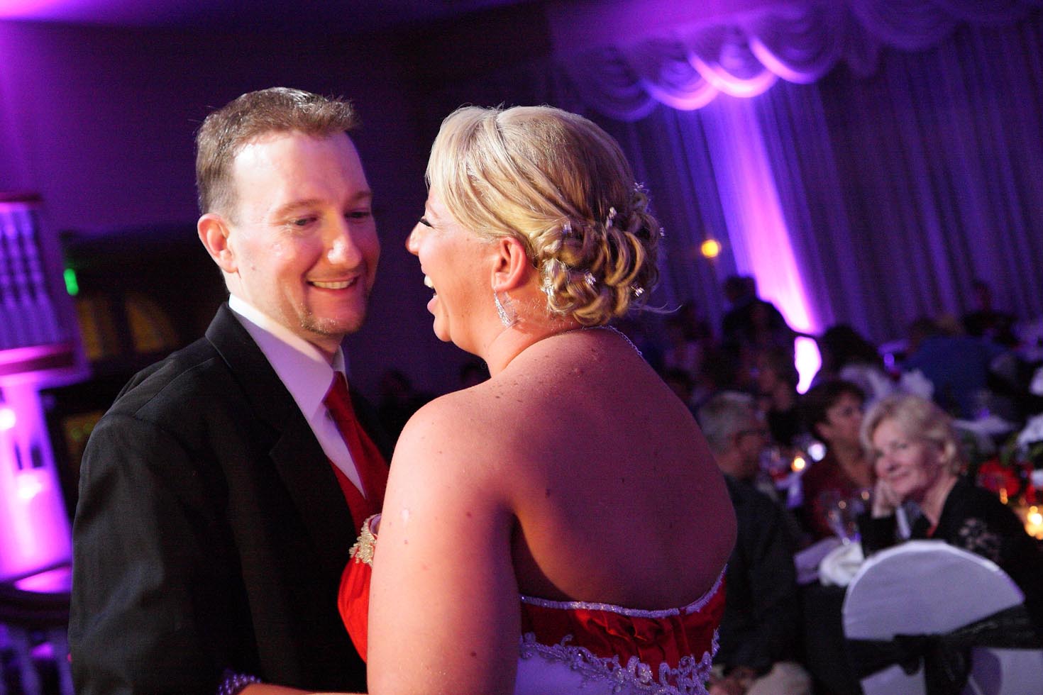 Event Lighting (Wedding) - 5 Wedding Reception Lighting Basics - Eventlightingrental